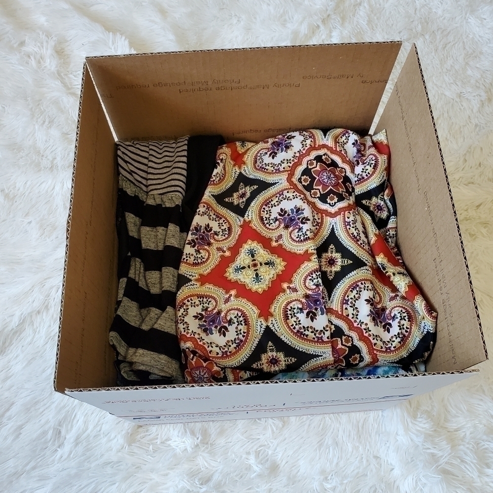 Bundle lot of 10 pieces Sz S Not so Mystery Box 5 - Picture 4 of 4